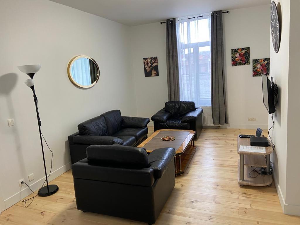 Modern Apartment Third Floor Brussels Exterior photo