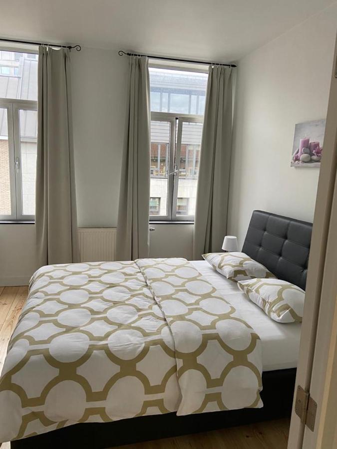 Modern Apartment Third Floor Brussels Exterior photo