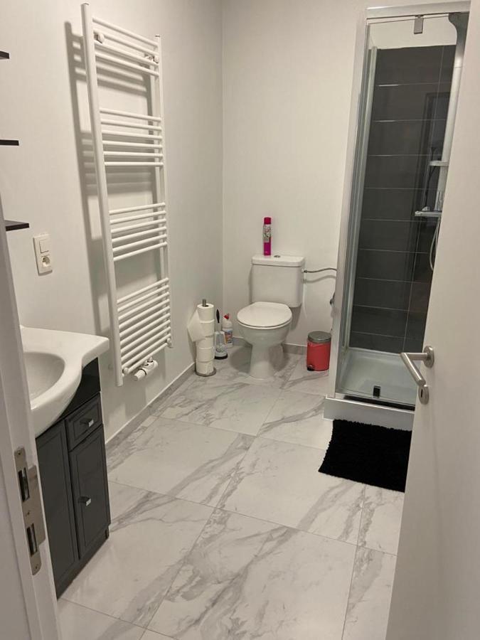 Modern Apartment Third Floor Brussels Exterior photo